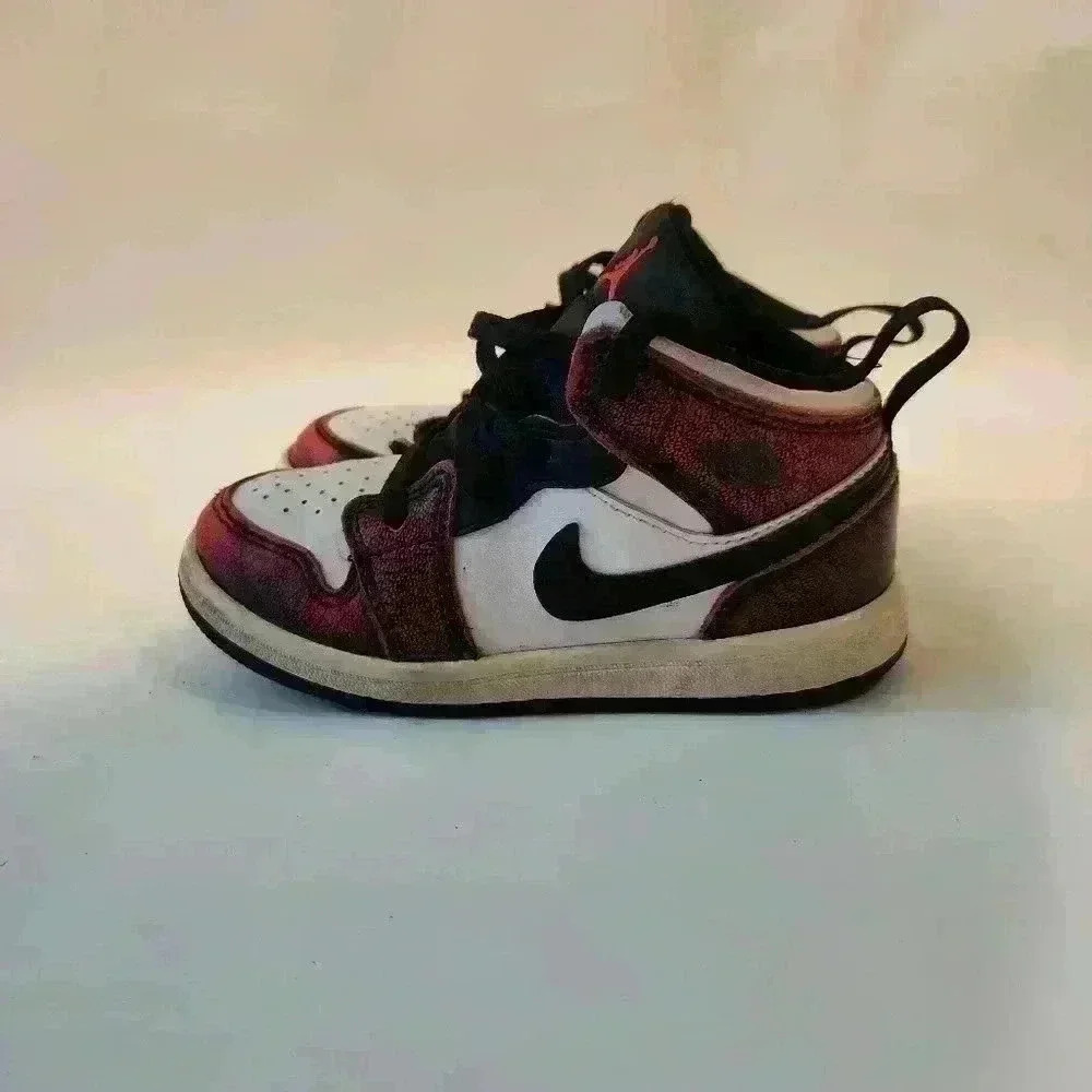 JORDAN 1 MID SE (TD) "WEAR AWAY CHICAGO" US 9 C red black - Picture 5 of 7